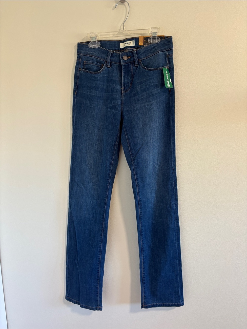 Simons NWT Women's Navy Straight-Leg Jeans Size 28